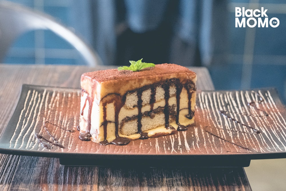 CAFEHOLIC coffee & bar