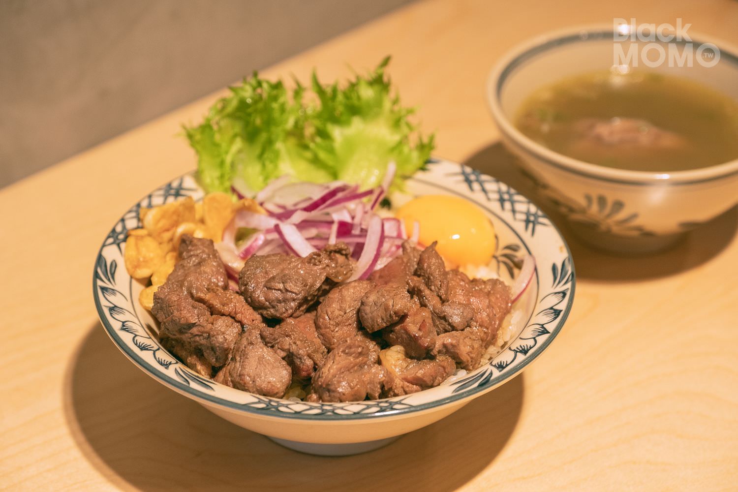 牛山・牛肉麵・燒肉飯