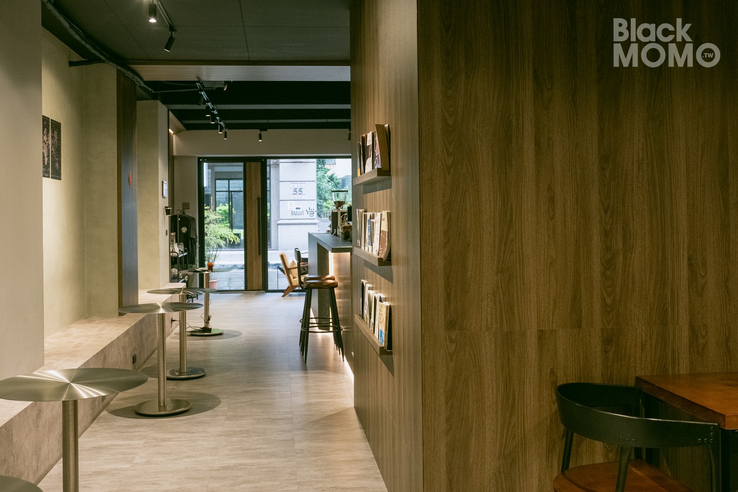 不正 Crooked Thumb coffee