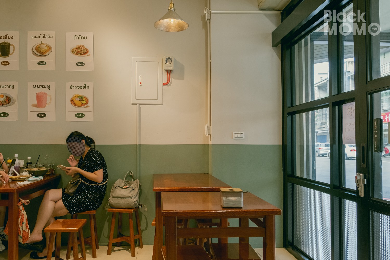 平鎮|小正泰泰北小食・忠貞市場旁平價泰北小吃,最愛帕泰配泰奶 小正泰泰北小食