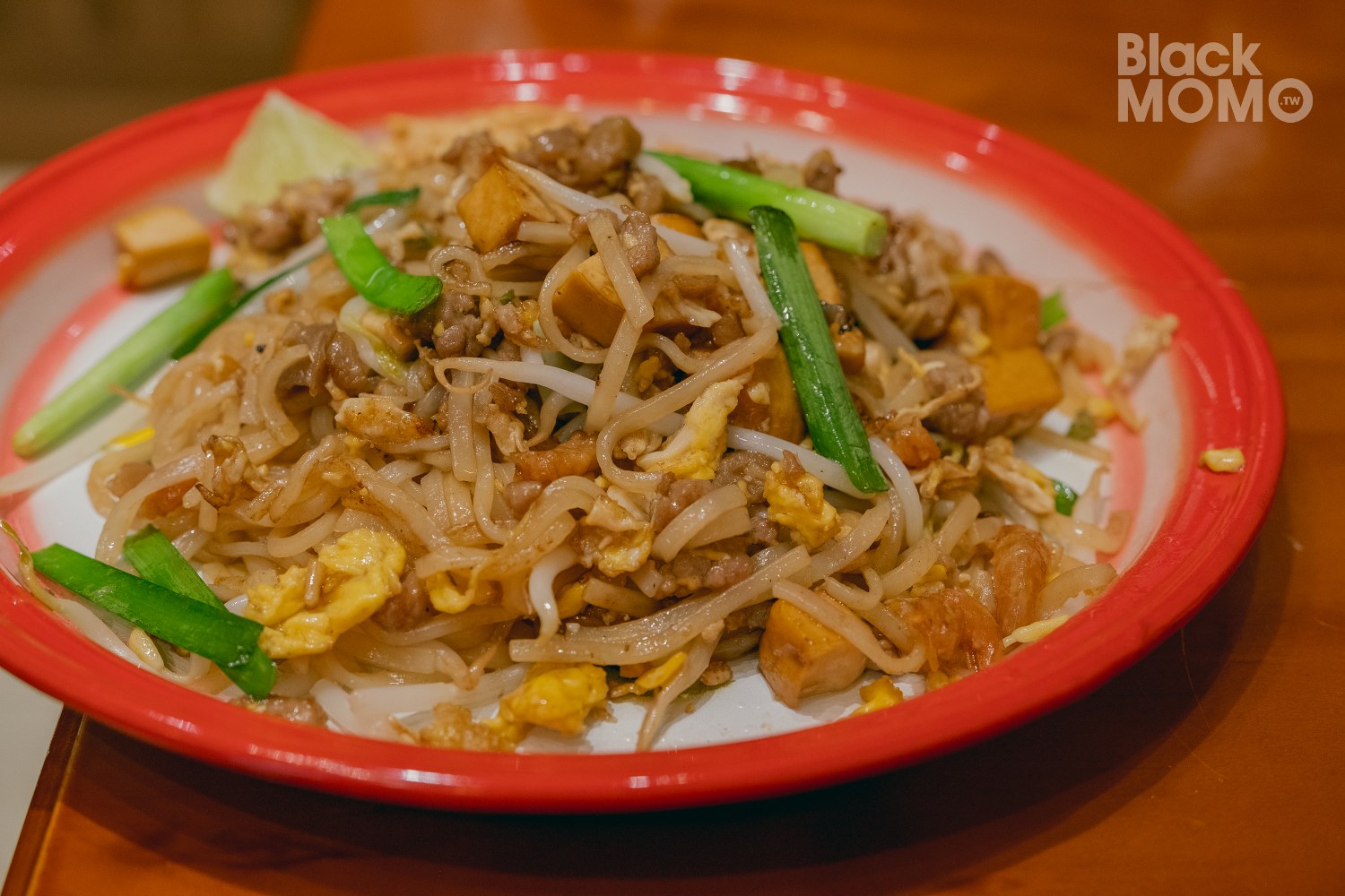 平鎮|小正泰泰北小食・忠貞市場旁平價泰北小吃,最愛帕泰配泰奶 小正泰泰北小食