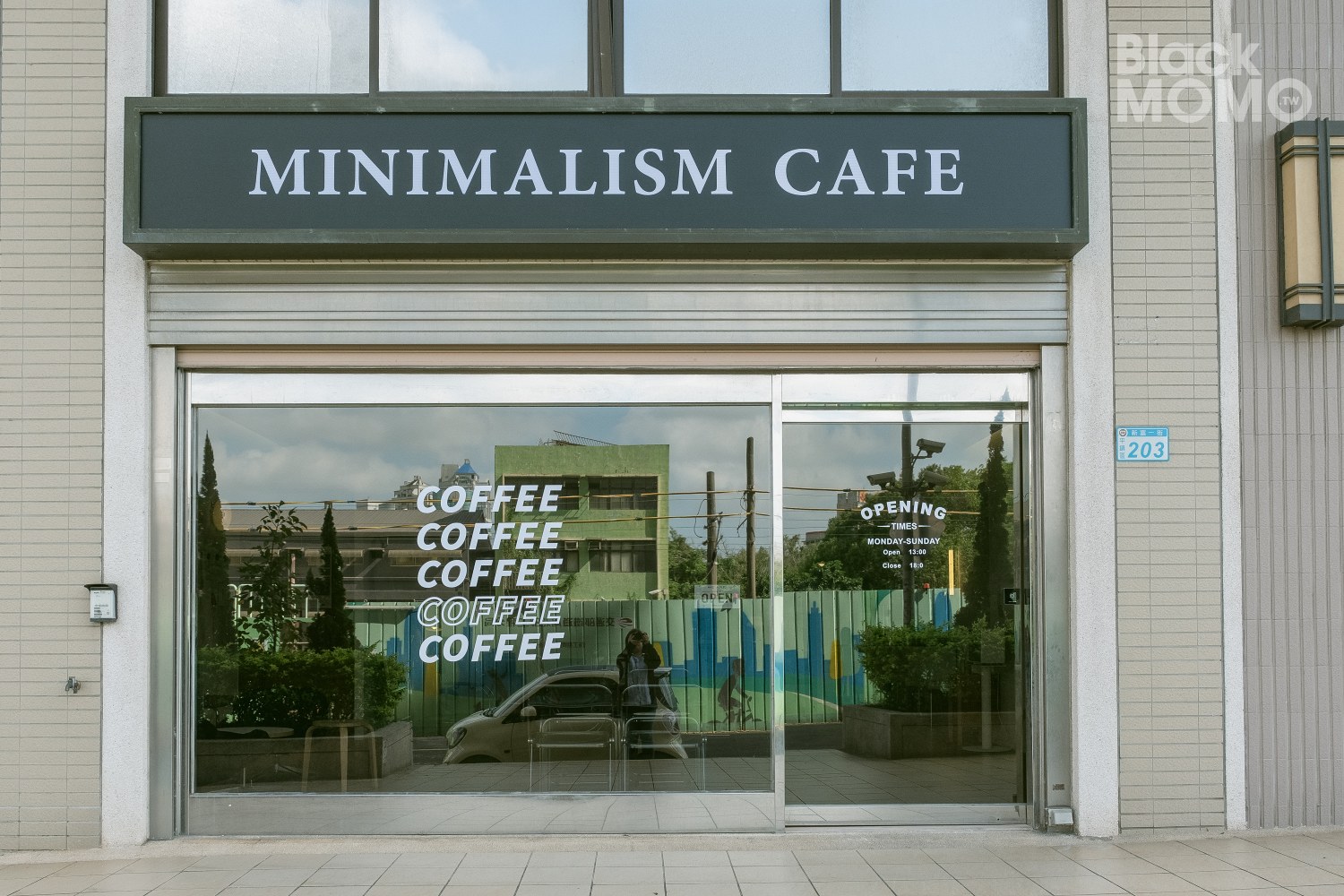 Minimalism cafe