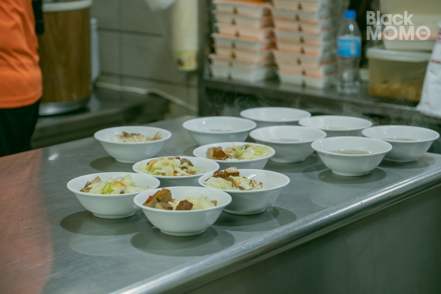 金園排骨萬年店