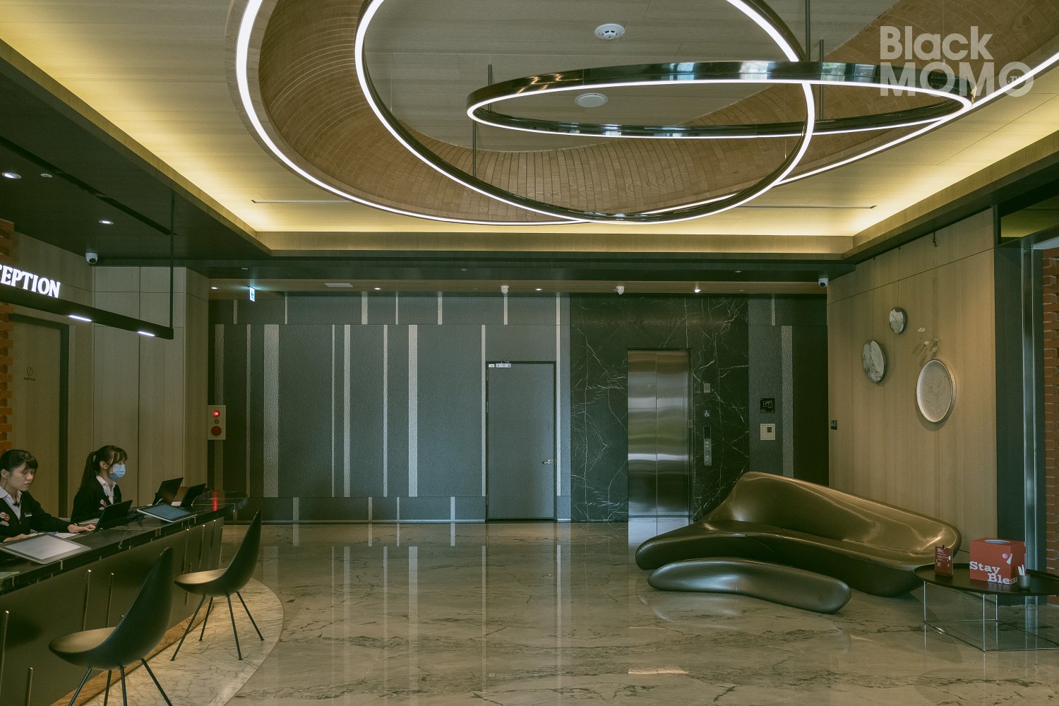 台南|綉溪安平飯店・住進古堡街的慢步調,徜徉在沉浸式空間裡 綉溪安平飯店