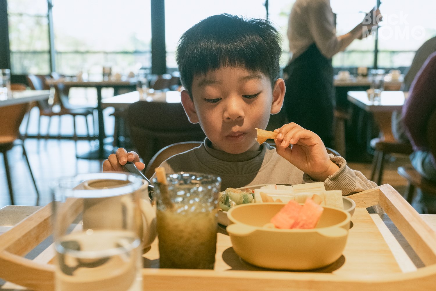 台南|綉溪安平飯店・住進古堡街的慢步調,徜徉在沉浸式空間裡 綉溪安平飯店