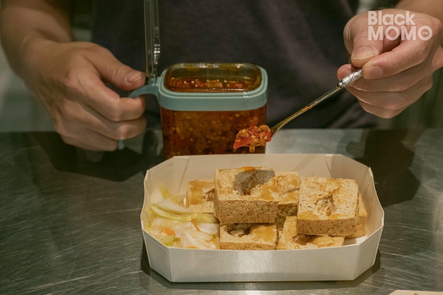 北港|庄內的願望酥脆臭豆腐・人氣臭豆腐與炸豆包,晚來吃不到 庄內的願望臭豆腐