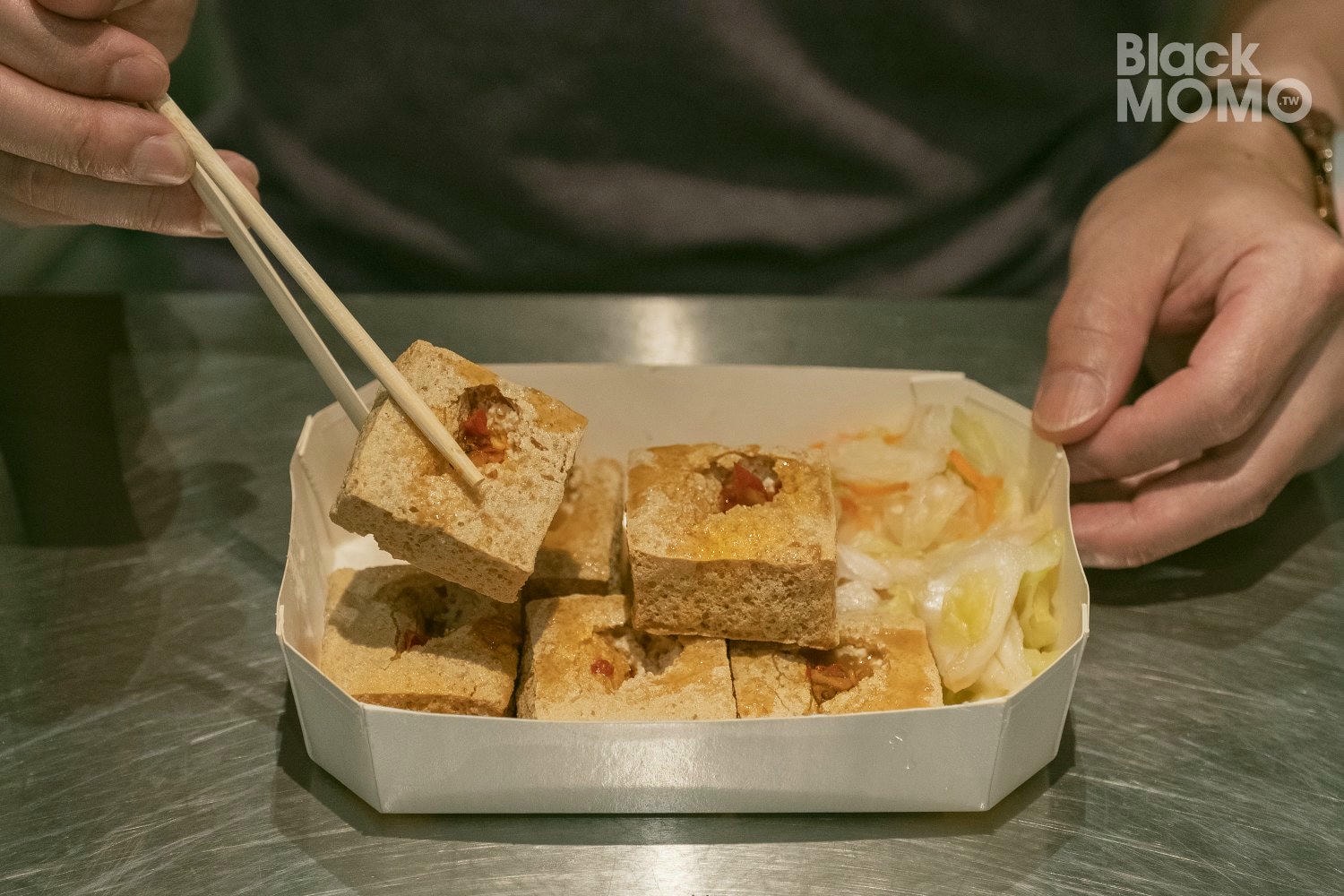 北港|庄內的願望酥脆臭豆腐・人氣臭豆腐與炸豆包,晚來吃不到 庄內的願望臭豆腐