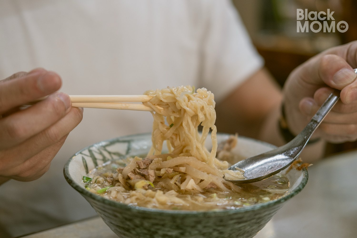 橋頭老麵店