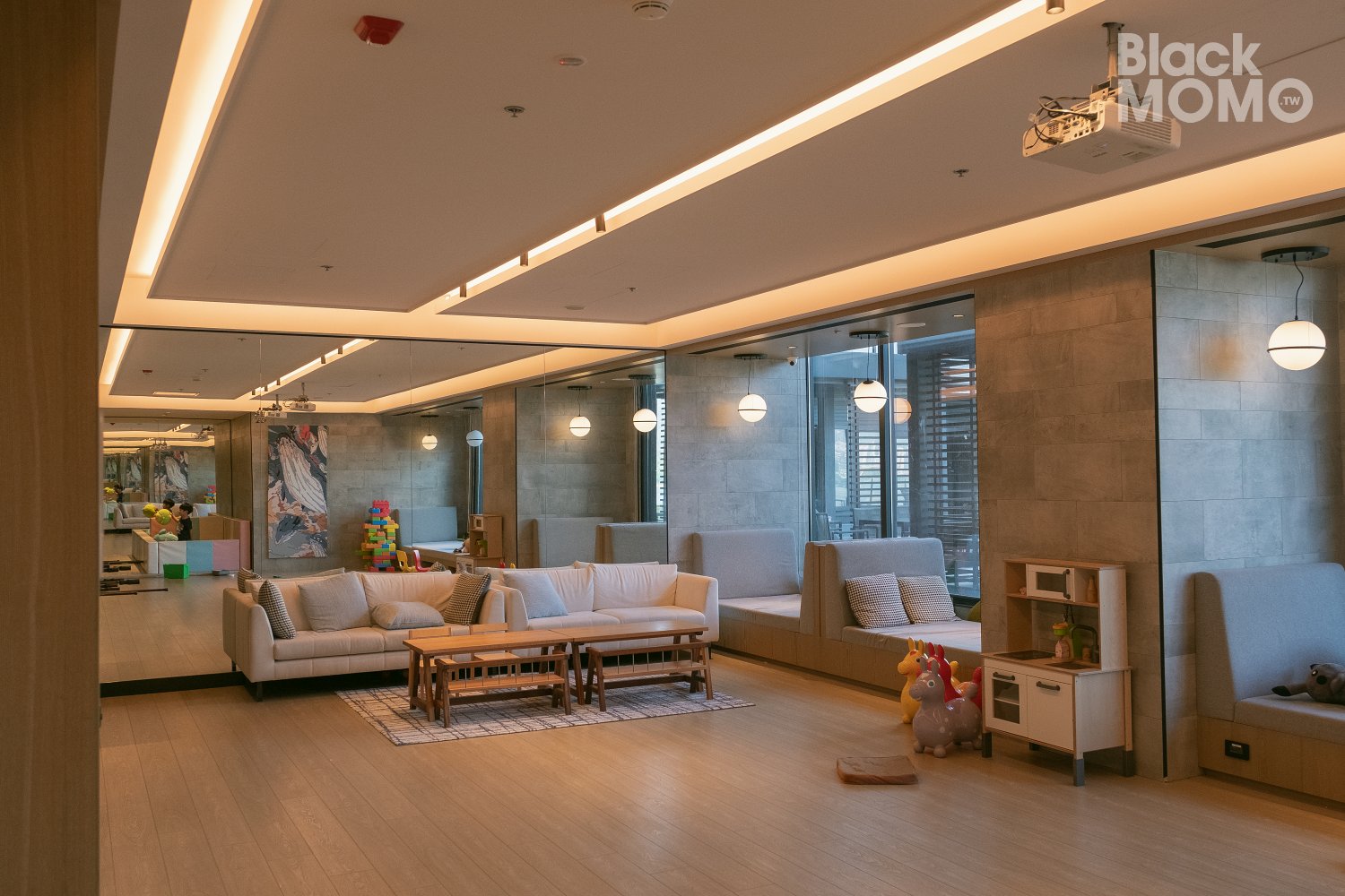 八里福朋喜來登酒店