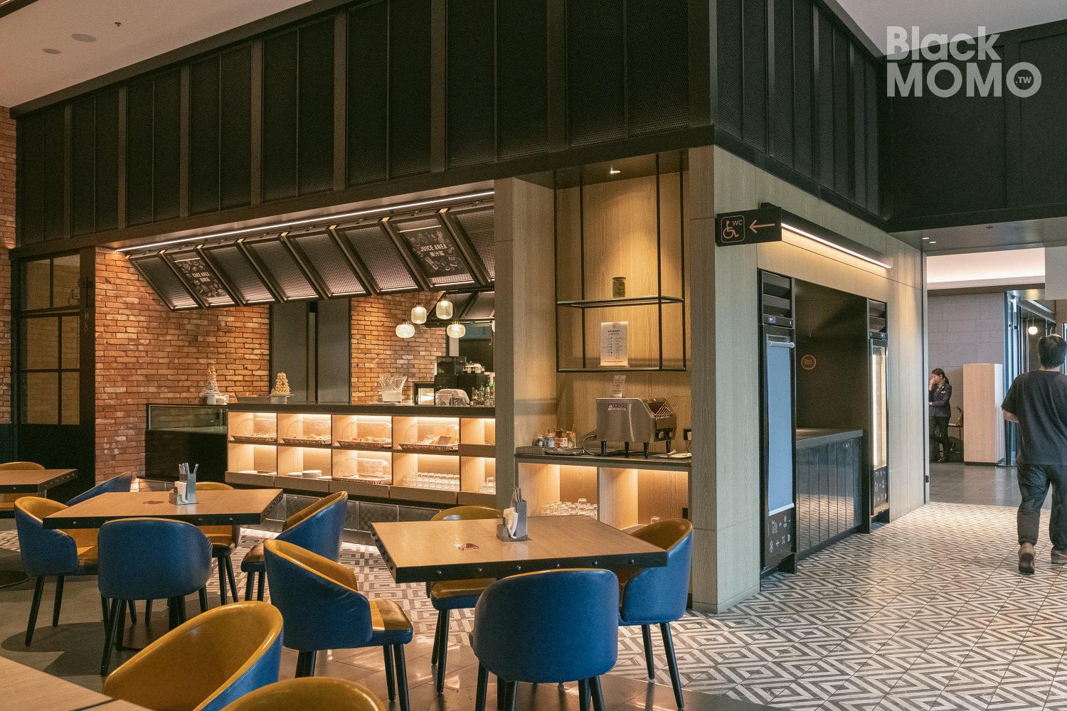 八里福朋喜來登酒店