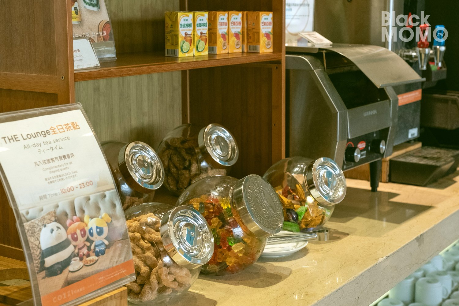 和逸飯店台南西門館|住進城市裡的遊樂園,電動車開到捨不得回家 和逸飯店台南西門館