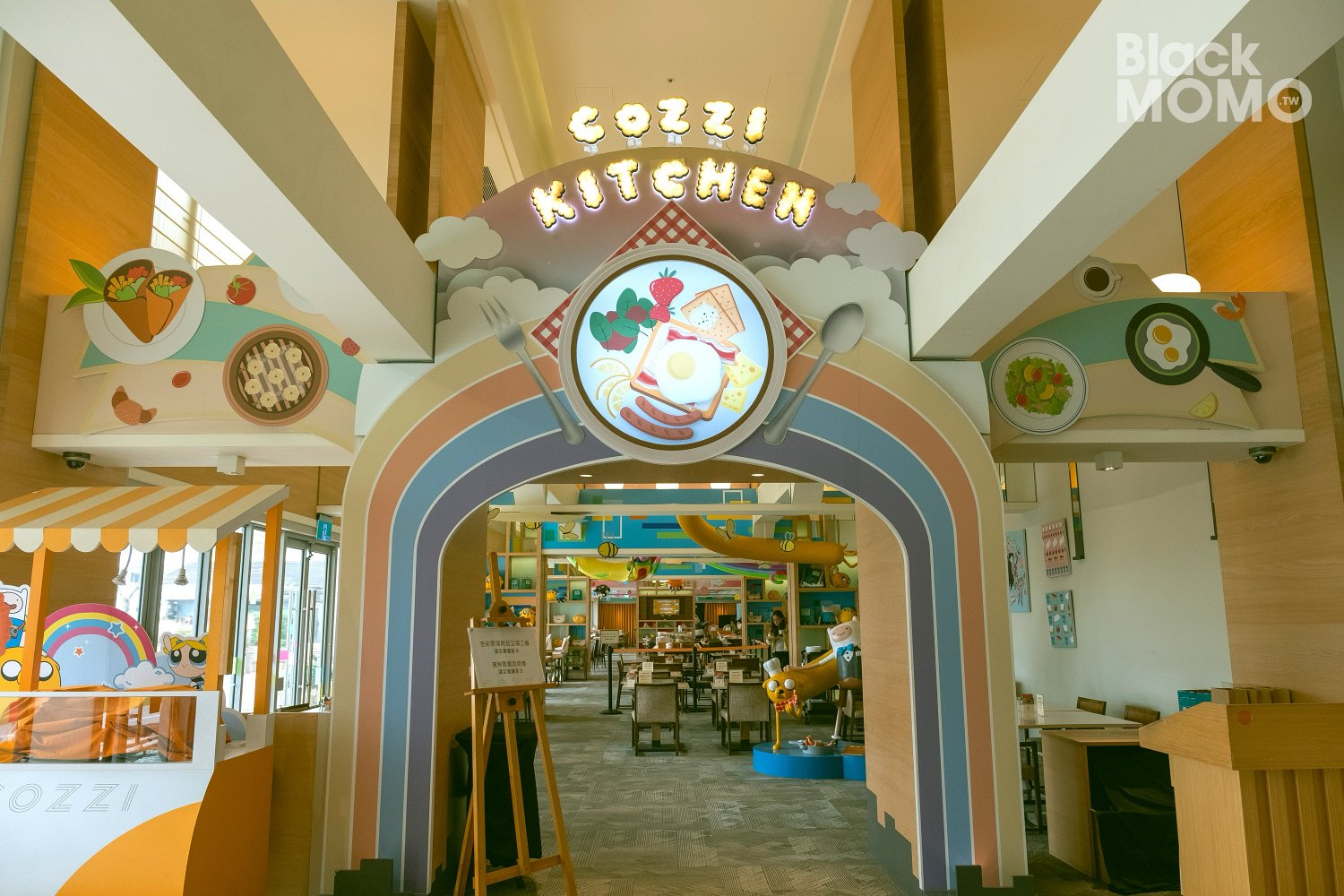 和逸飯店台南西門館|住進城市裡的遊樂園,電動車開到捨不得回家 和逸飯店台南西門館