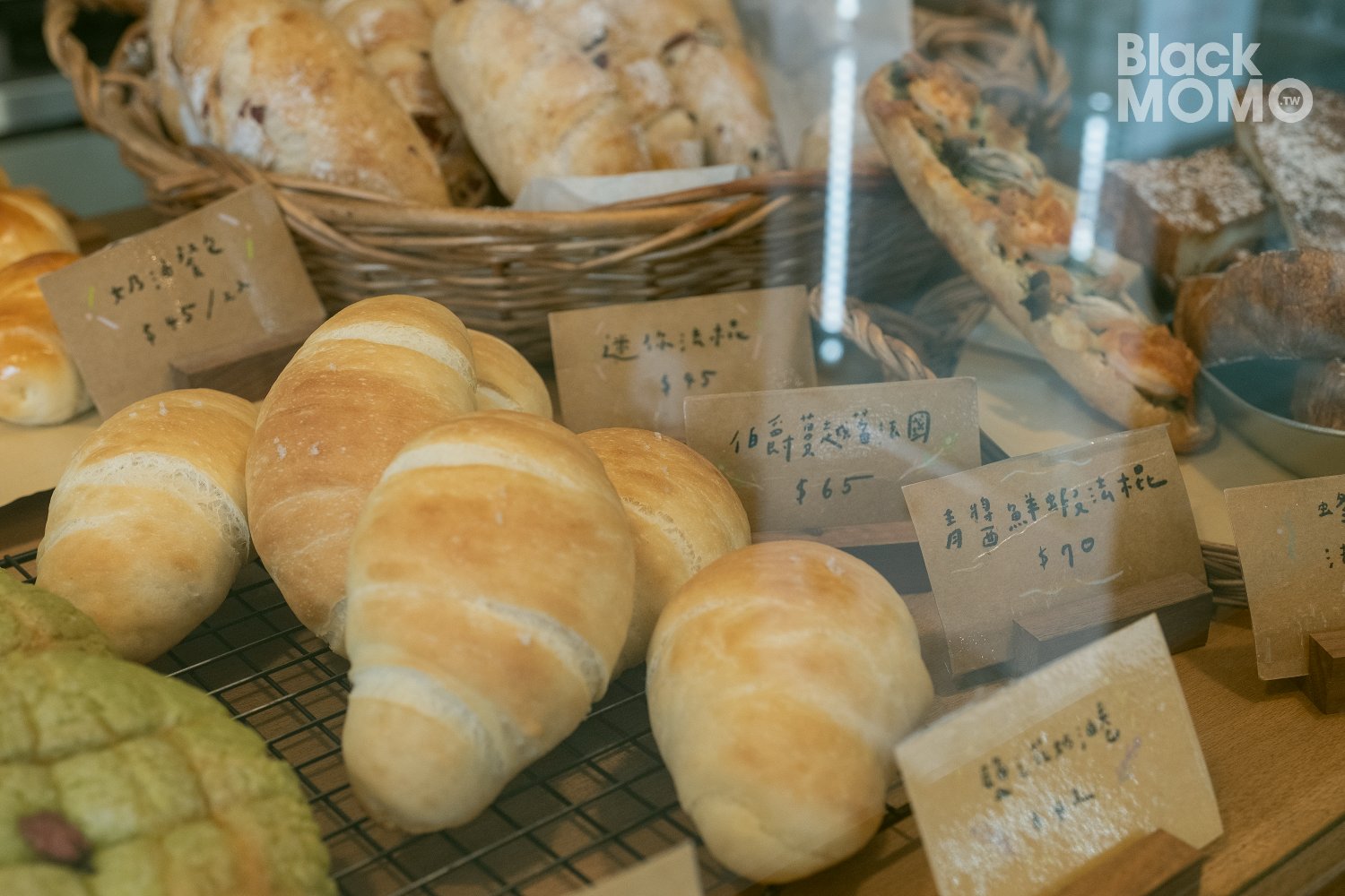新埔|涼香製造所 Suzuka Bakery・藏在柿餅之鄉的麵包店,值得繞路而來 涼香製造所 Suzuka Bakery